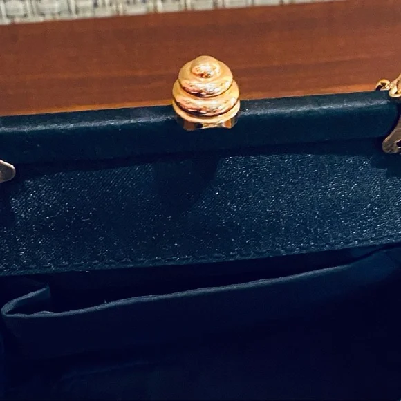 🌟HP🌟VTG 1980s Black Lace Beehive Clasp Evening Bag - Picture 5 of 9